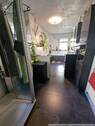 Bad mit Dusche und Wanne im OG - 