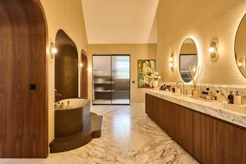 Master Bathroom - 