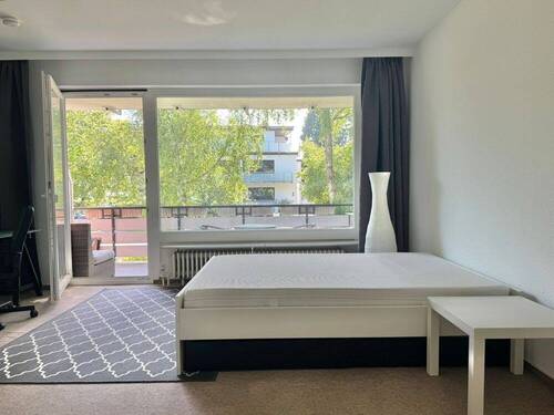 Wohn- und Schlafzimmer - 1 Zimmer Etagenwohnung zum Kaufen in Hamburg