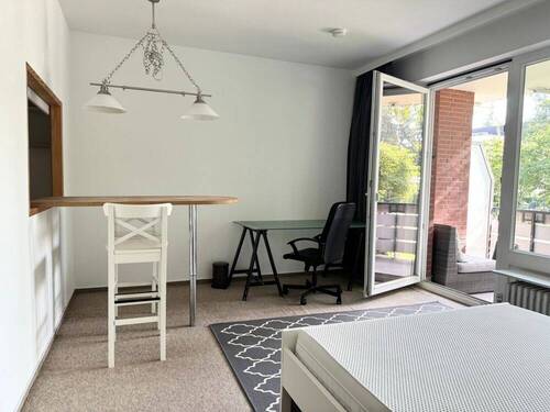 Wohn- und Schlafzimmer - 1 Zimmer Etagenwohnung in Hamburg