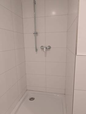 Dusche.jpg - 