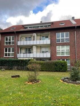 Hausansicht - Etagenwohnung mit 79,00 m&sup2; in Bielefeld zum Kaufen