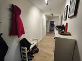 Flur - Etagenwohnung mit 89,90 m&sup2; in Uetersen zum Kaufen