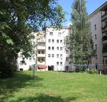Helle Erdgeschosswohnung mit Tageslichtbad - Chemnitz Zentrum