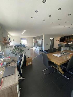 Bild 2 - 4 Zimmer Etagenwohnung zur Miete in Blumberg