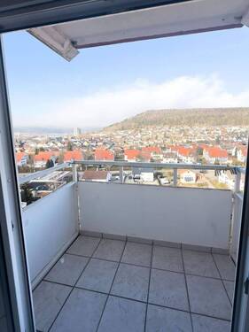 KLEINER BALKON - 