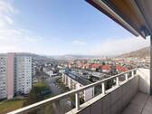 GROSSER BALKON - 
