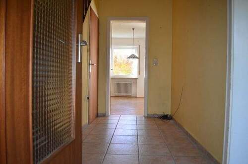 Eingangsbereich - 5 Zimmer Reihenendhaus zum Kaufen in Kaufering