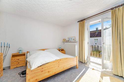 Schlafzimmer - Reihenmittelhaus mit 90,00 m&sup2; in München zum Kaufen