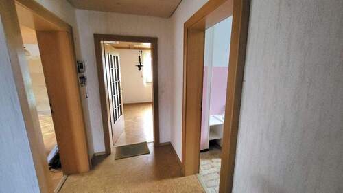 EG Flur - 6 Zimmer Einfamilienhaus in Pfaffenhofen