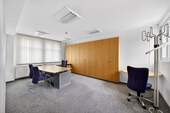 Großes Büro - 