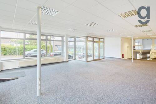 Über 120 m² offene Bürolandschaft - Büro zur Miete in Olpe