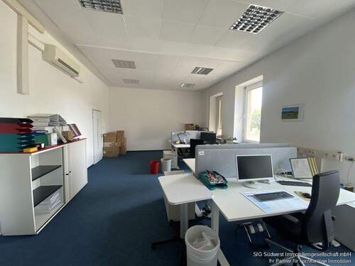 Büroraum - 6 Zimmer Mehrfamilienhaus, Wohnhaus in Karlsruhe / Innenstadt