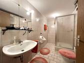 Badezimmer im Souterrain - 