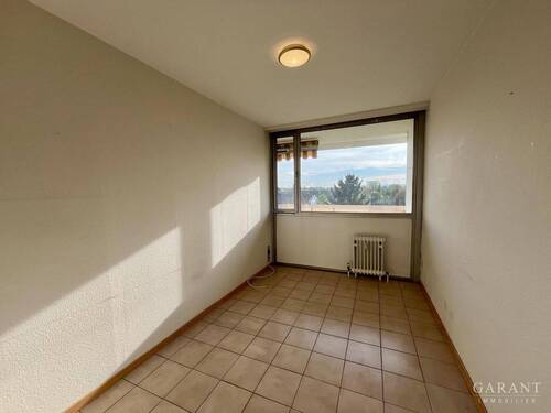 Kinderzimmer/Büro - 