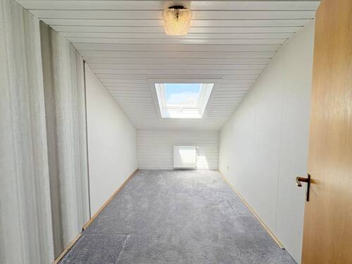 Kinderzimmer (DG) - 