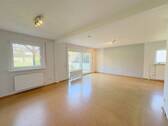 Wohn- und Esszimmer (OG) - Etagenwohnung mit 156,80 m&sup2; in Stadtallendorf zum Kaufen
