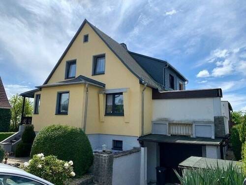 Hausansicht - Doppelhaushälfte mit 115,80 m² in Mohlsdorf-Teichwolframsdorf zum Kaufen