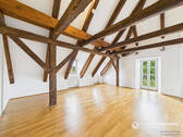 Wohnzimmer - 2 Zimmer Etagenwohnung zum Kaufen in Regensburg / Wutzlhofen