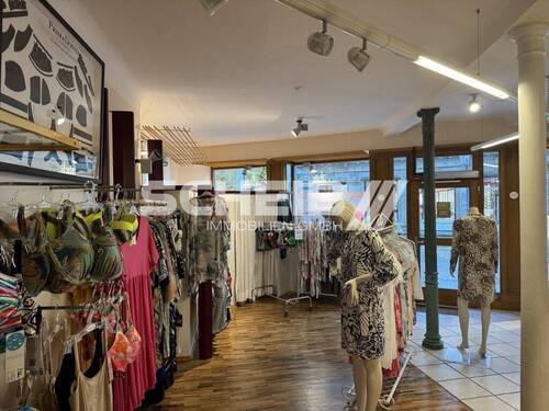 Parkettboden, Fliesen Eingang - Gewerbeobjekt (Büro, Produktion, Verkauf) in Schwäbisch Hall zur Miete