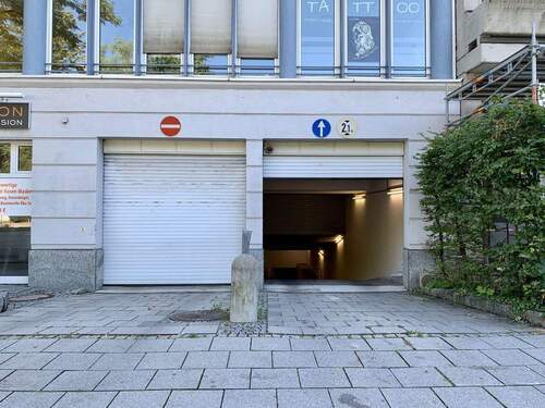 Bild 2 - Garage, Stellplatz zum Kaufen in München