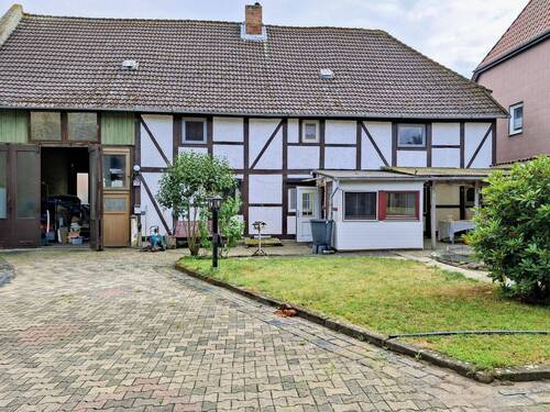 Rückansicht - 7 Zimmer Einfamilienhaus zum Kaufen in Bahrdorf