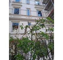 zu verkaufen - freie Eigentumswohnung - 1 OG - zauberhaft - Dielen Stuck - kleine Dachterrasse - bezugsfertig - Hamburg Hoheluft-West