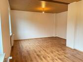 Große Wohnzimmer in EG und 2. OG - 1 Zimmer Mehrfamilienhaus, Wohnhaus in Lüdenscheid
