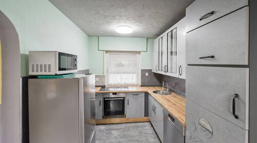 Küche - 7 Zimmer Einfamilienhaus in Sinsheim / Waldangelloch