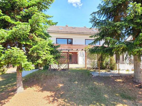 Südansicht - 7 Zimmer Einfamilienhaus zum Kaufen in Coburg