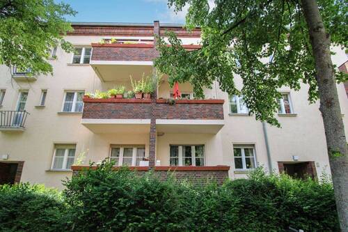 Fassade - 3 Zimmer Etagenwohnung in Berlin