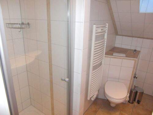 Bad.png - 2 Zimmer Etagenwohnung zur Miete in Uhingen / Holzhausen