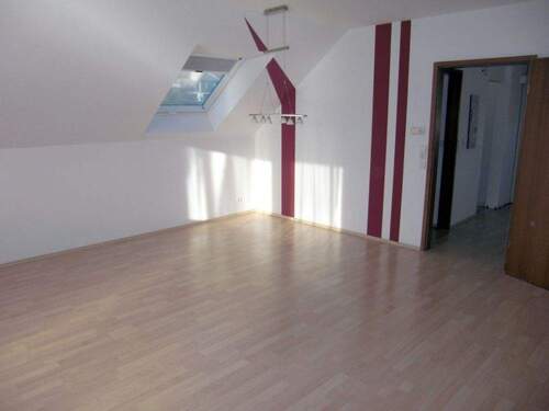Wohn-Esszimmer.png - 2 Zimmer Etagenwohnung in Uhingen / Holzhausen