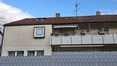 Gartenseite mit großem Balkon - 