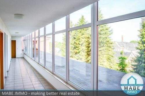 Hausflur - 2 Zimmer Etagenwohnung in Limbach-Oberfrohna