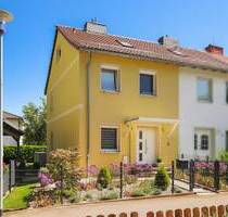 +++ Traumhaftes Reihenendhaus! - mit wunderschönem Garten, Terrasse und Carport in Freital +++