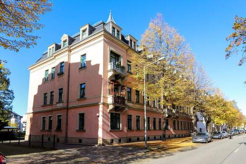 Außenansicht - 2 Zimmer Etagenwohnung zum Kaufen in Dresden