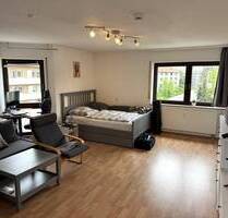 Großzügige 1-Zimmer-Wohnung mit TG-Stellplatz in zentrumsnaher Lage, Koldestraße - Erlangen Erlangen-Süd
