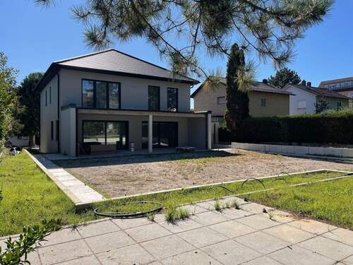 Neubau-Villenanwesen in bester Lage! - 7 Zimmer Einfamilienhaus zum Kaufen in Mainz