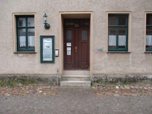 Eingang - 1 Zimmer Mehrfamilienhaus, Wohnhaus zum Kaufen in Kemberg