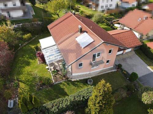 11 - 7 Zimmer Einfamilienhaus in Kirchberg i. Wald