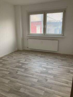 Schlafzimmer - 2 Zimmer Etagenwohnung zur Miete in Neubrandenburg