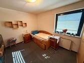 15 Schlafzimmer 2 EG - 