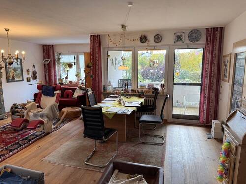 Wohnen und Essen.jpg - 3 Zimmer Etagenwohnung zum Kaufen in Hemhofen