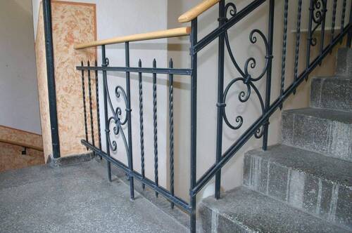 großes Treppenhaus - Einfamilienhaus in Pirna zum Kaufen