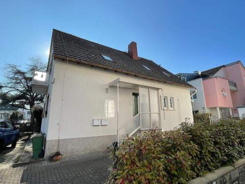 Eingangsbereich! - 5 Zimmer Mehrfamilienhaus, Wohnhaus zum Kaufen in Mainz