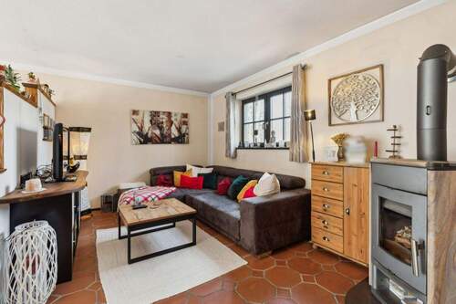 Wohnzimmer EG_HS 32a - 9 Zimmer Einfamilienhaus in Fischbachau