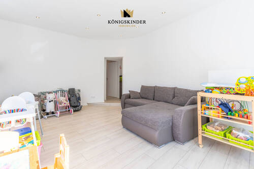 Wohnbereich - Etagenwohnung mit 95,00 m&sup2; in Stuttgart zum Kaufen