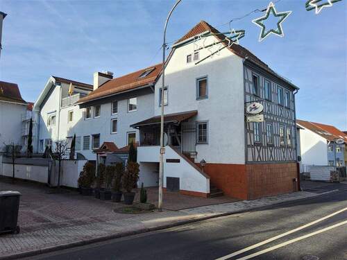 Außenansicht - Wohn- & Geschäftshaus in Sulzbach - Cashflow & Ausbaupotenzial