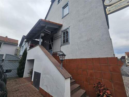 Eingang - Mehrfamilienhaus, Wohnhaus mit 417,00 m² in Sulzbach am Main zum Kaufen